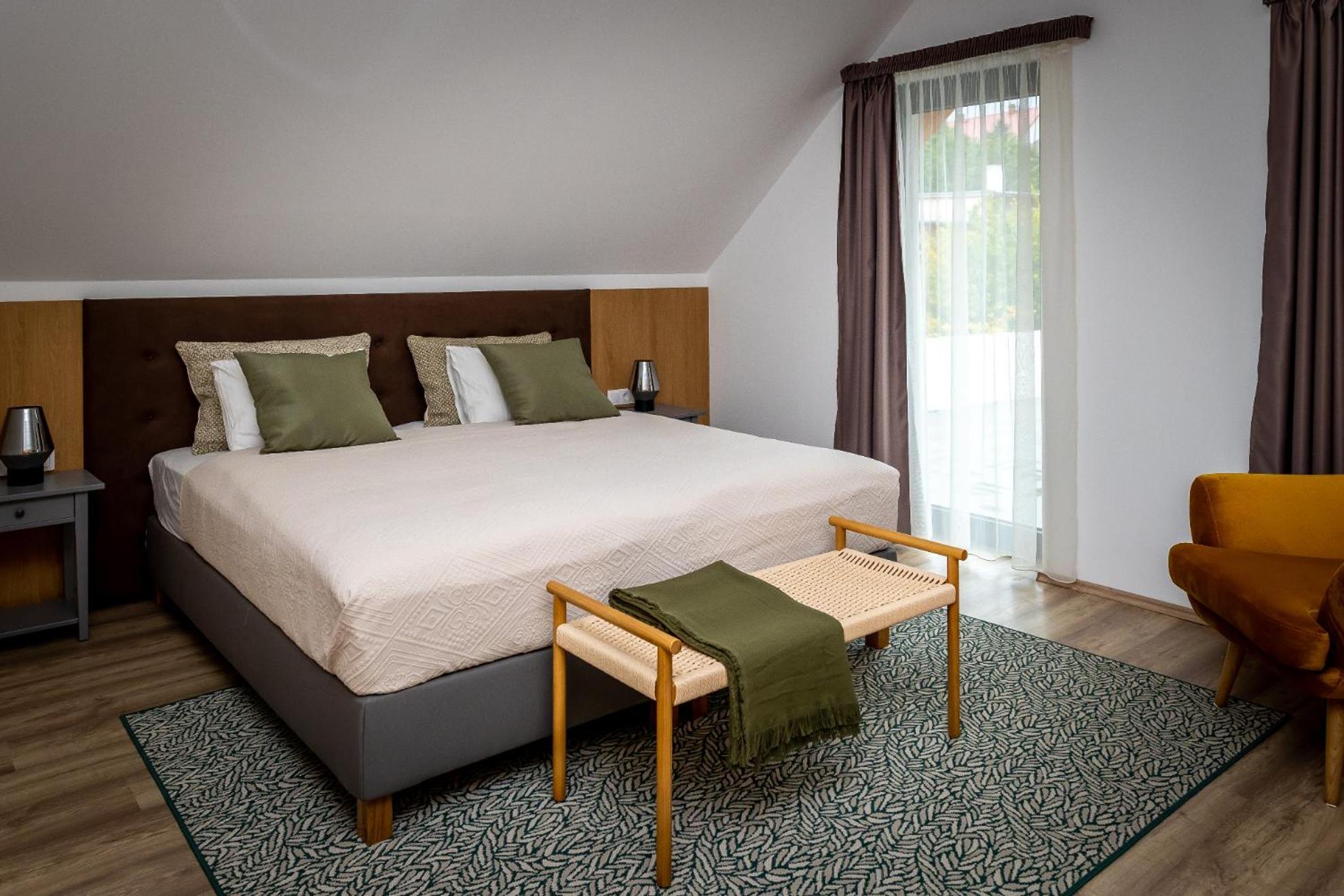 Ignacz Vendeghaz Hotel Abasar Ngoại thất bức ảnh